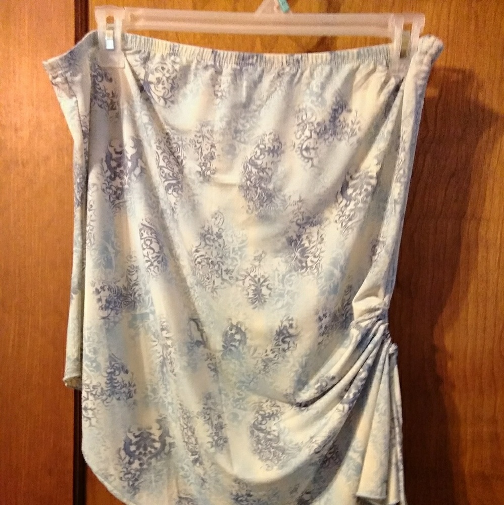 3X Blue and White Tub Top